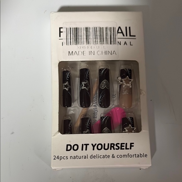Black and Pink DIY Nail Set - Picture 1 of 9